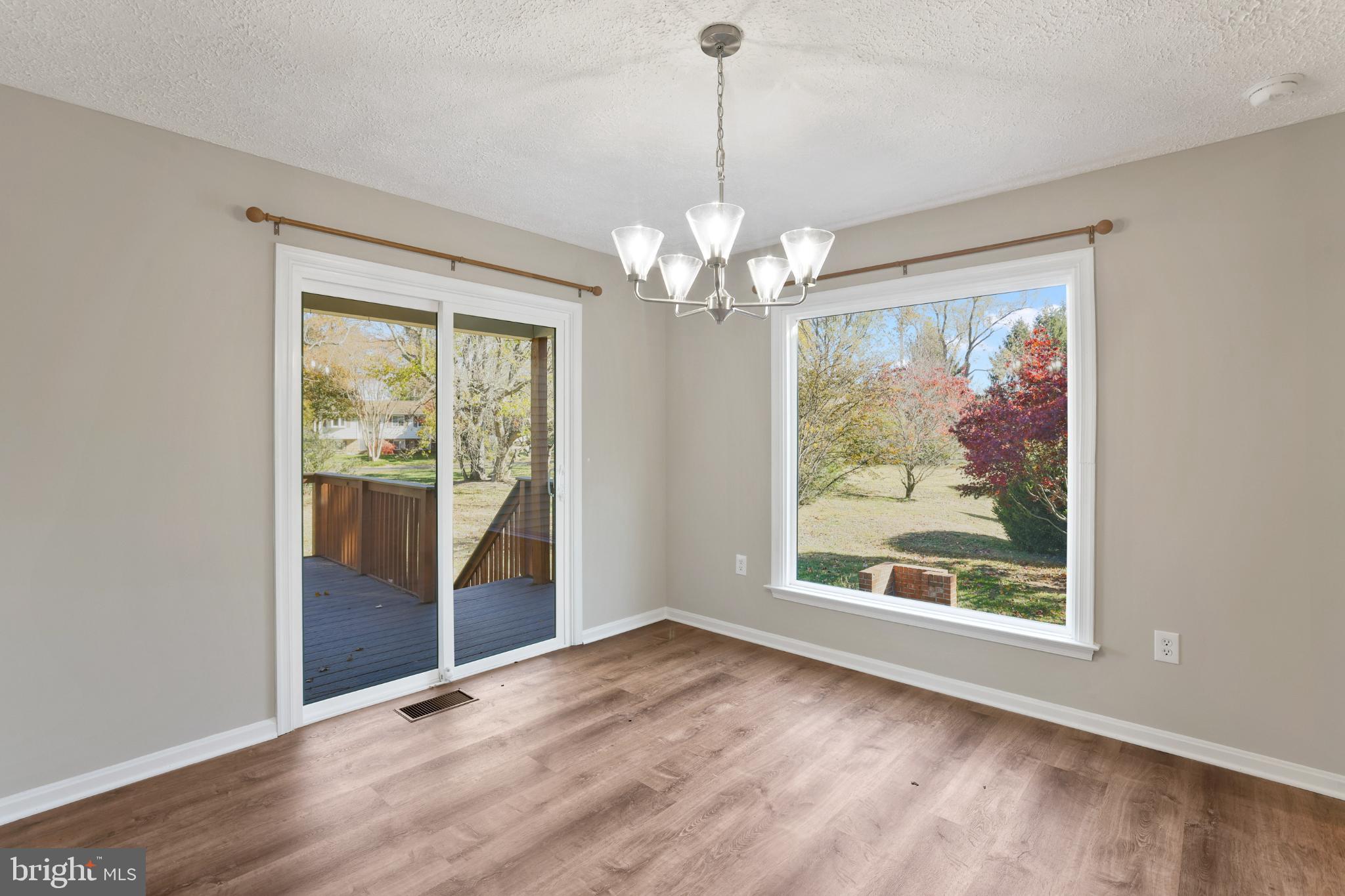 FALLS MANOR - Residential Lease