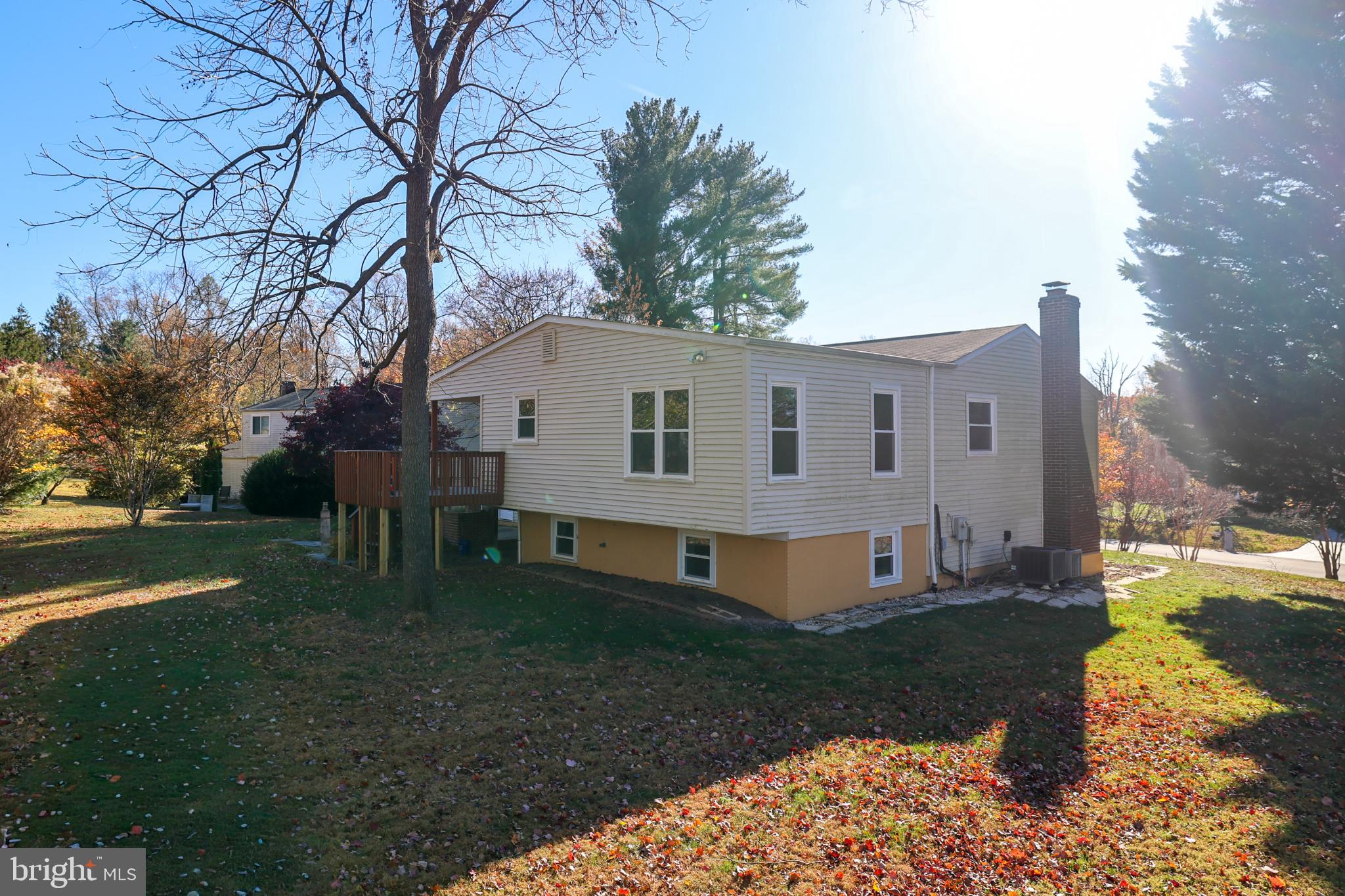 FALLS MANOR - Residential Lease