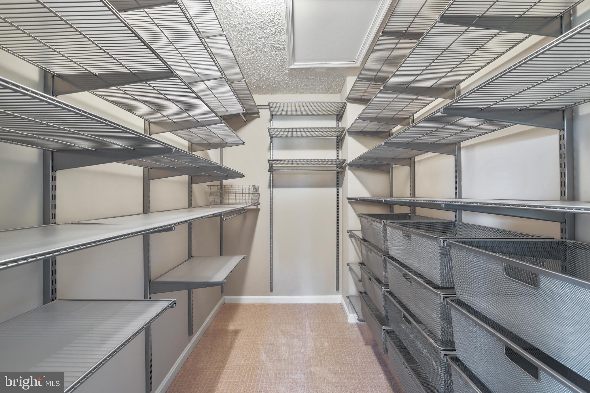 FALLS MANOR - Residential Lease