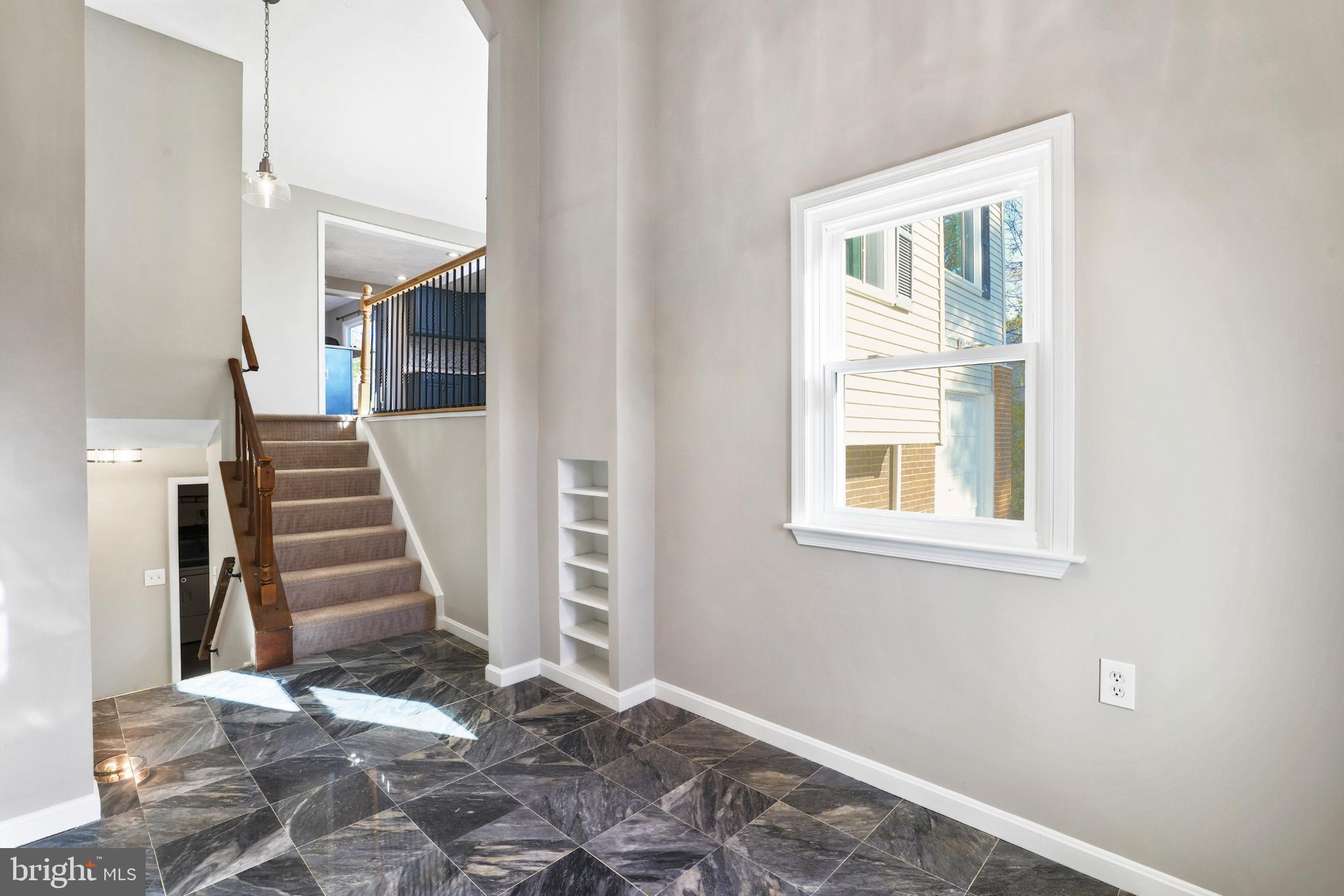 FALLS MANOR - Residential Lease