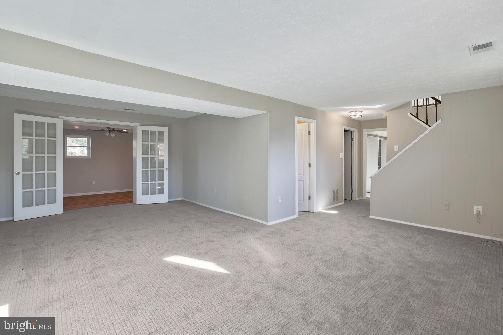 FALLS MANOR - Residential Lease