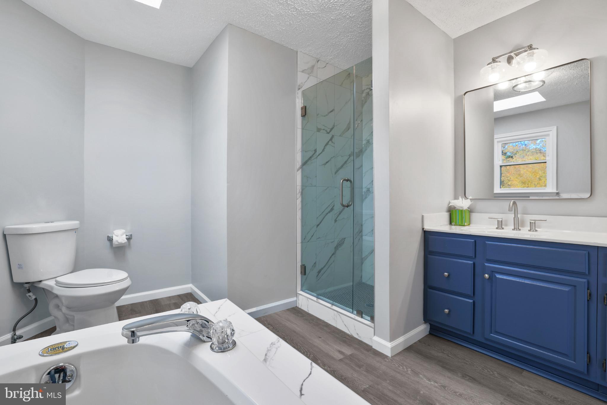 FALLS MANOR - Residential Lease