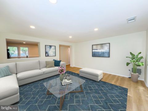 221 RED JADE DRIVE 9-1 UPPER MARLBORO MD 20774
