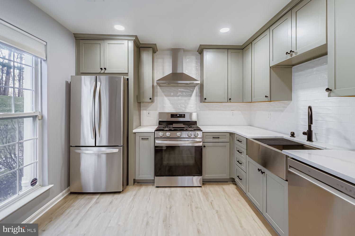 SILVERBROOK WOOD - Residential