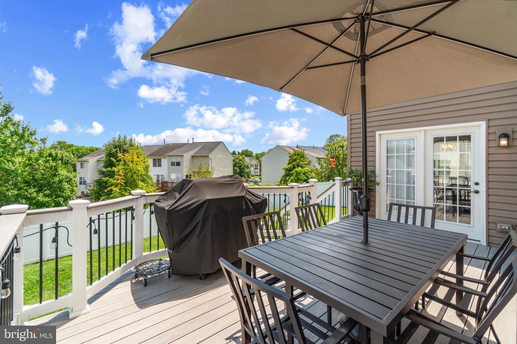 HAWKINS MANOR - Residential