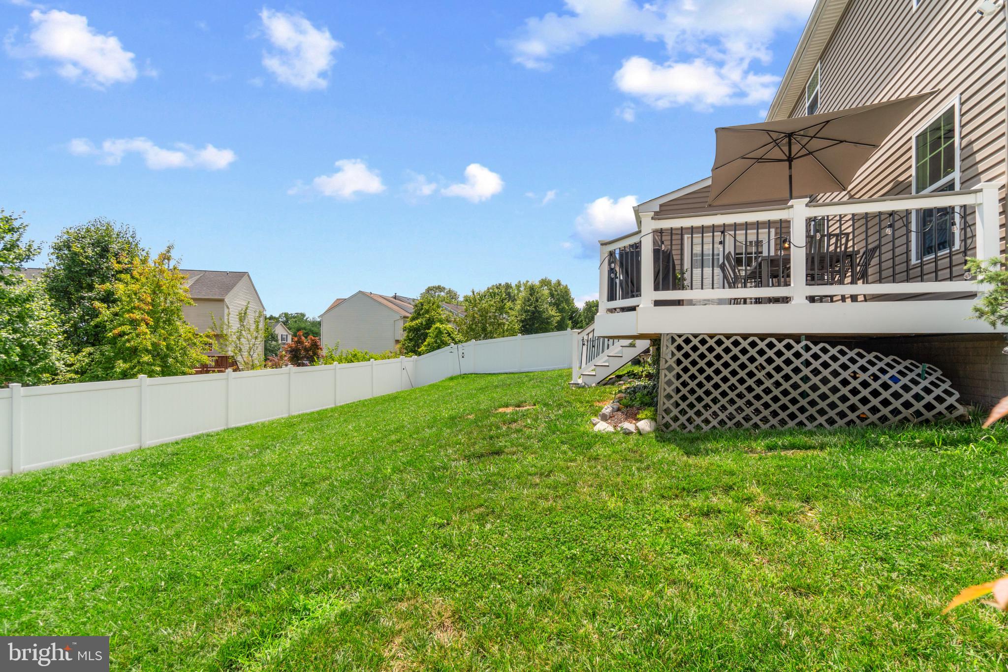 HAWKINS MANOR - Residential