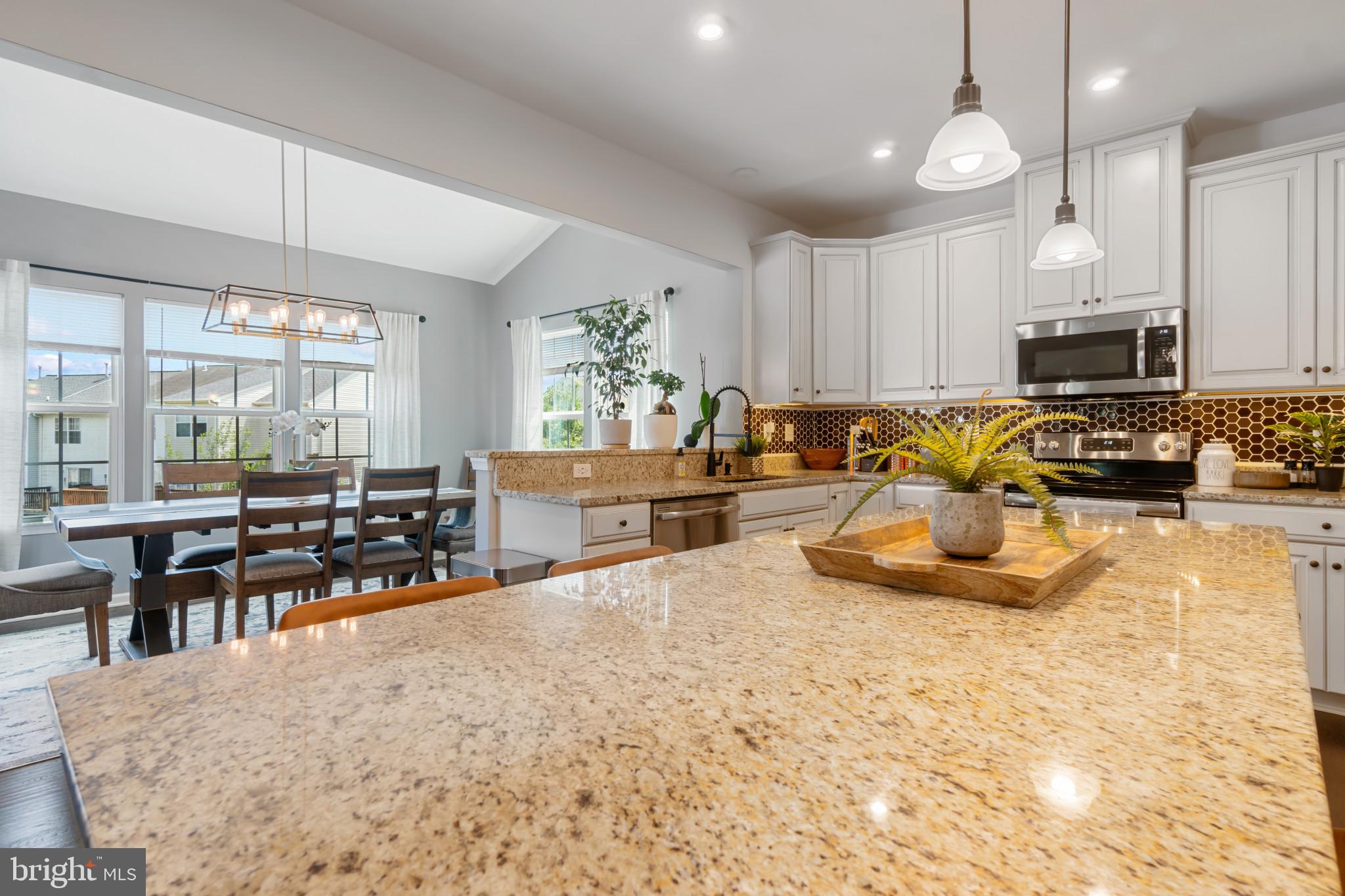 HAWKINS MANOR - Residential