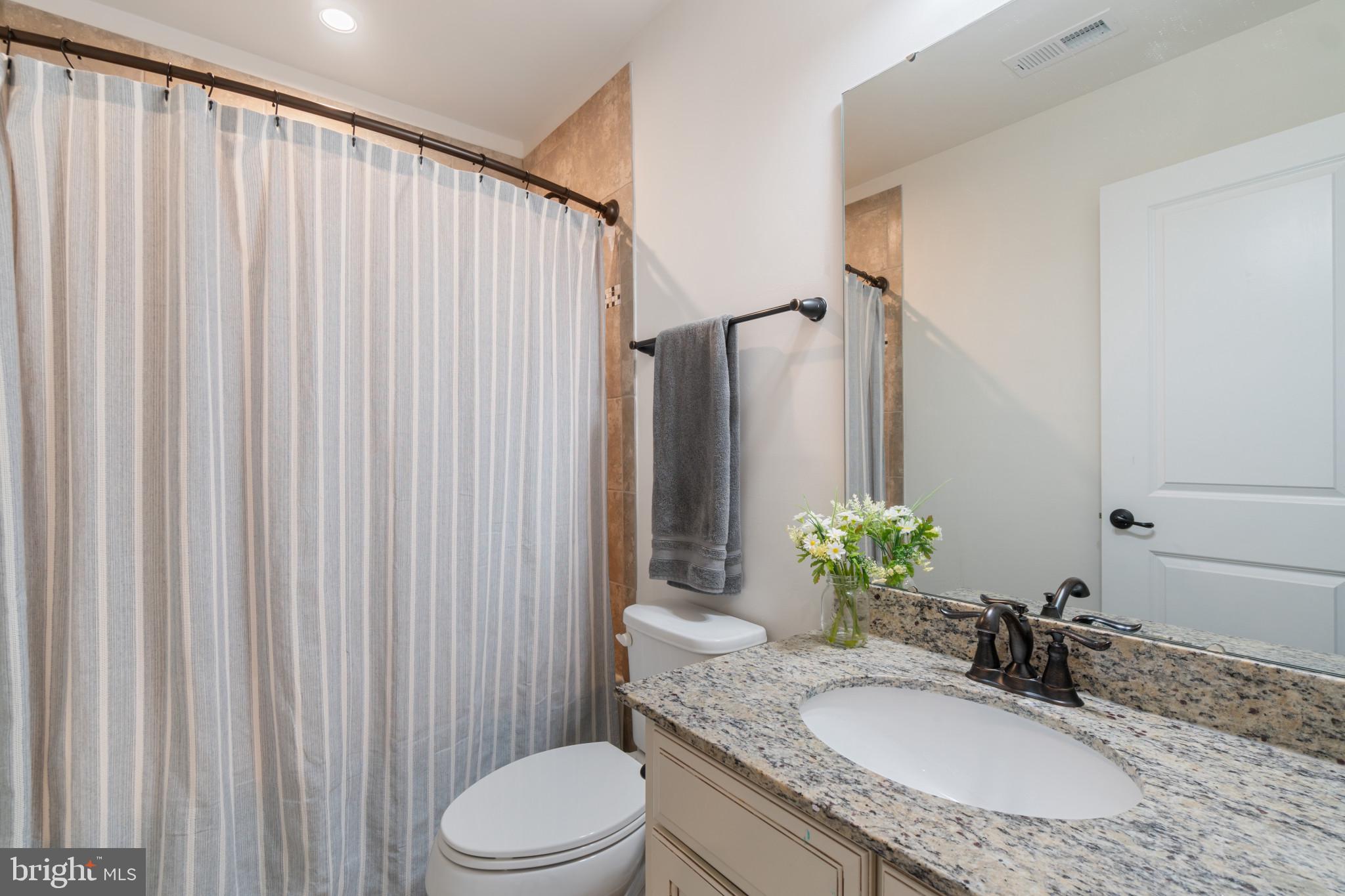 HAWKINS MANOR - Residential