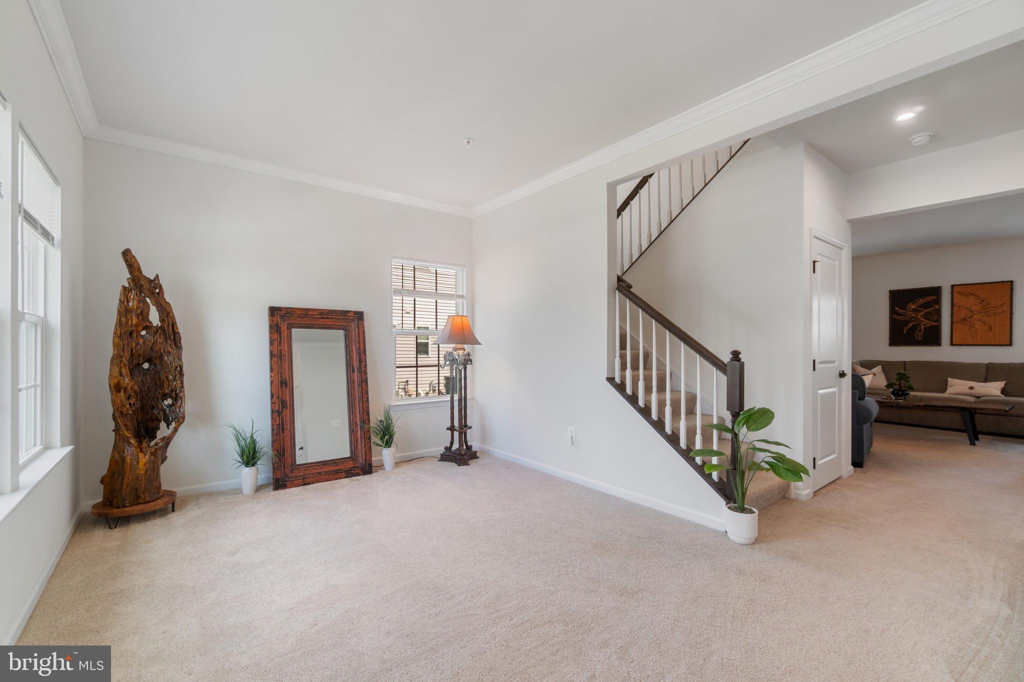 HAWKINS MANOR - Residential