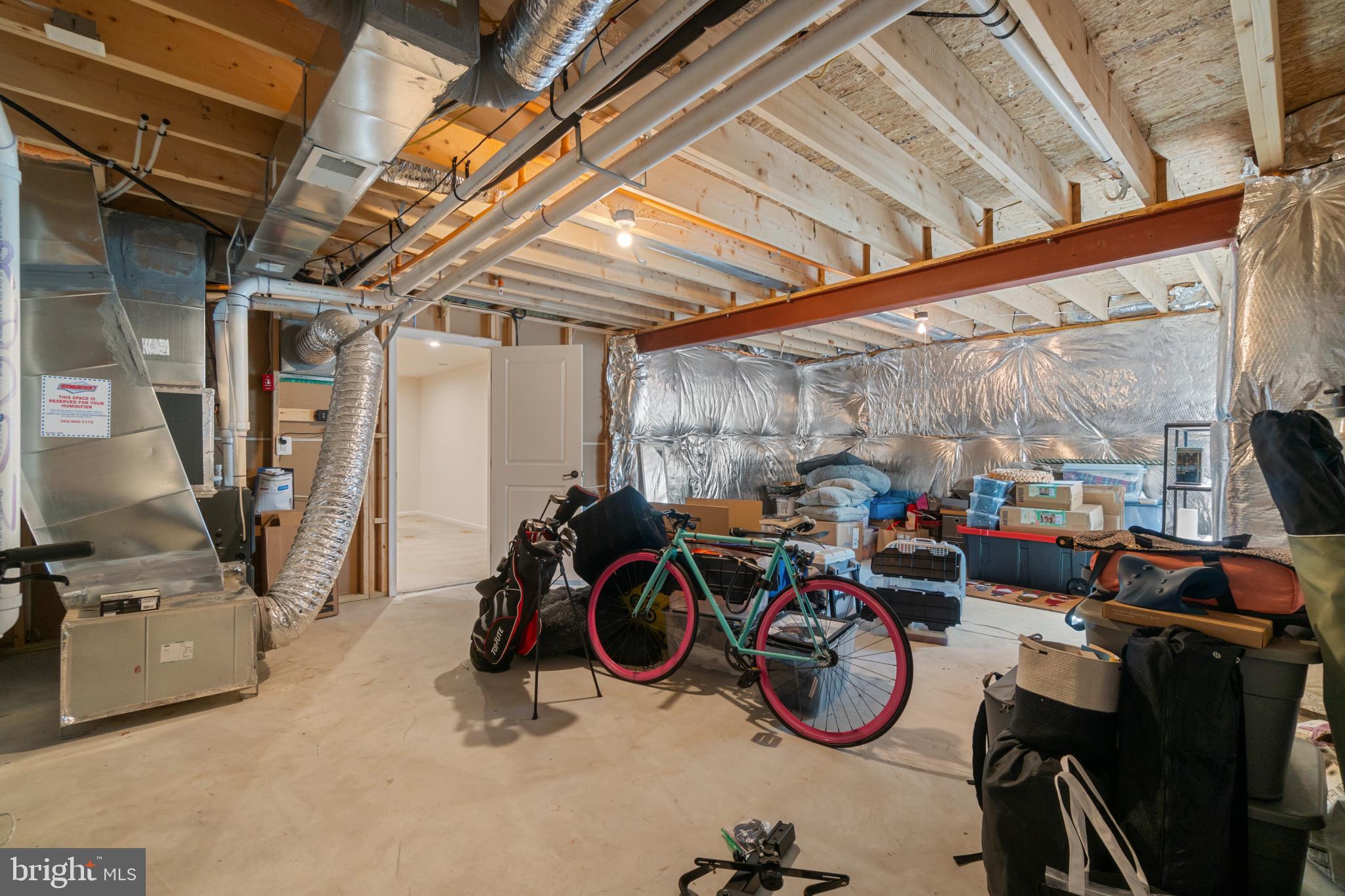 HAWKINS MANOR - Residential