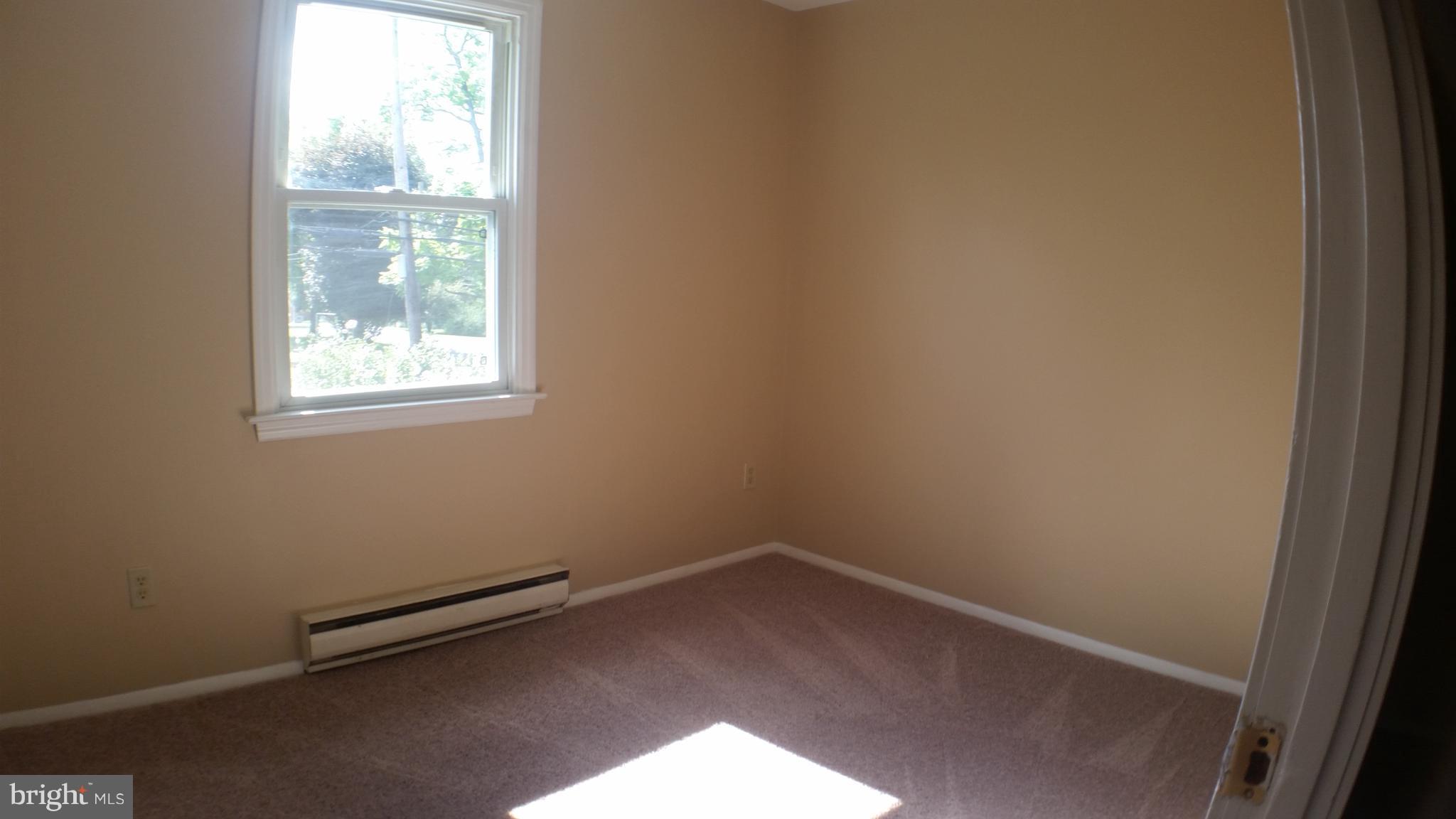 BRIARWOOD - Residential Lease