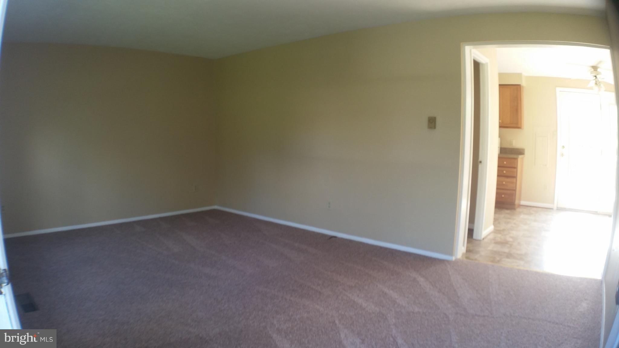 BRIARWOOD - Residential Lease