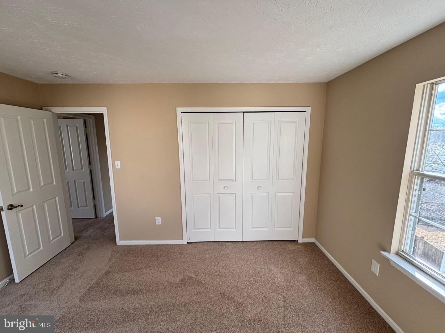 THE PROVINCES - Residential