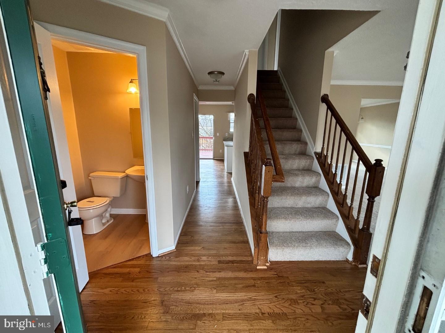 THE PROVINCES - Residential