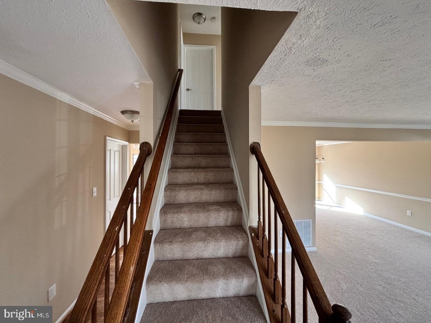 THE PROVINCES - Residential