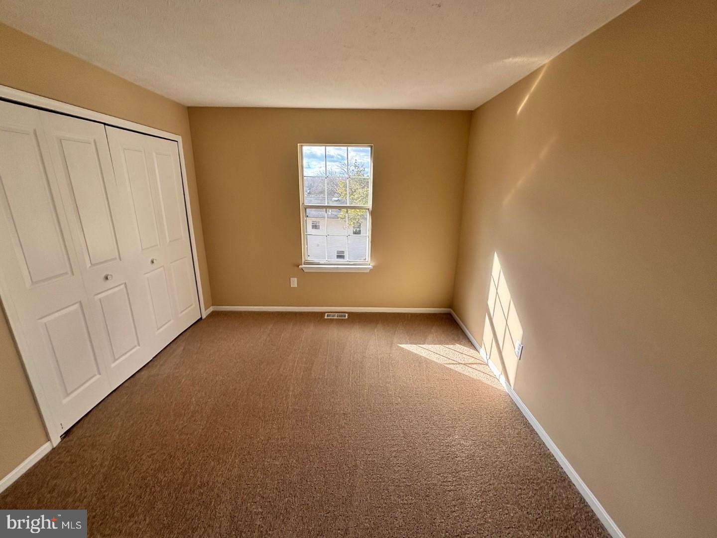 THE PROVINCES - Residential