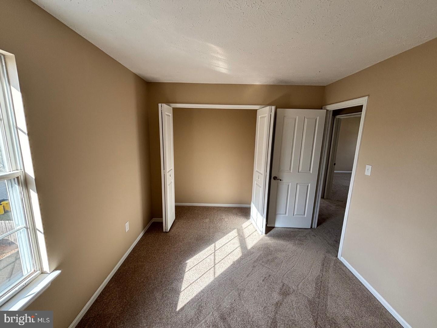 THE PROVINCES - Residential