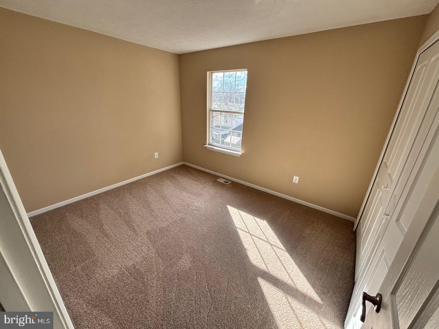 THE PROVINCES - Residential