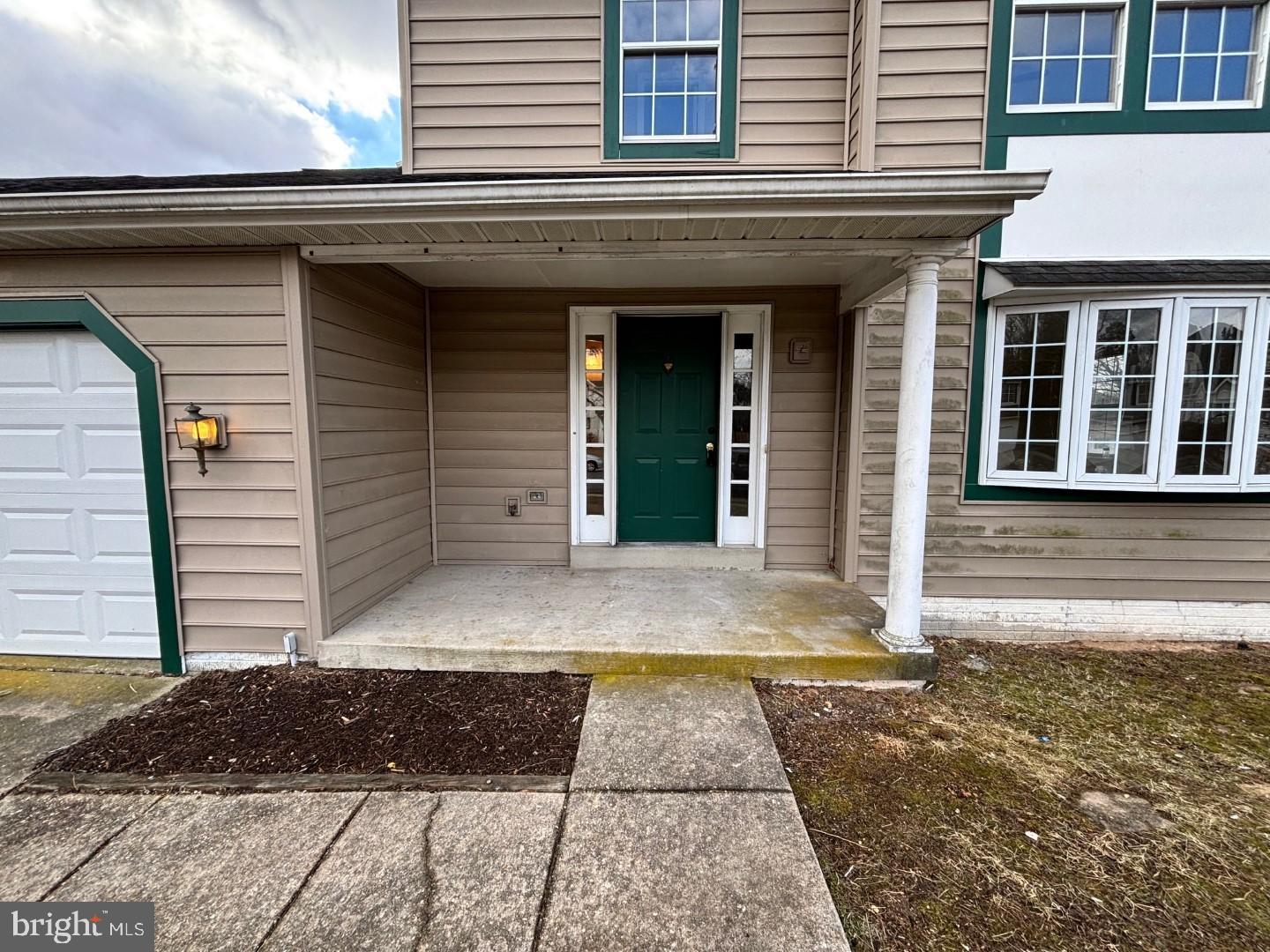 THE PROVINCES - Residential