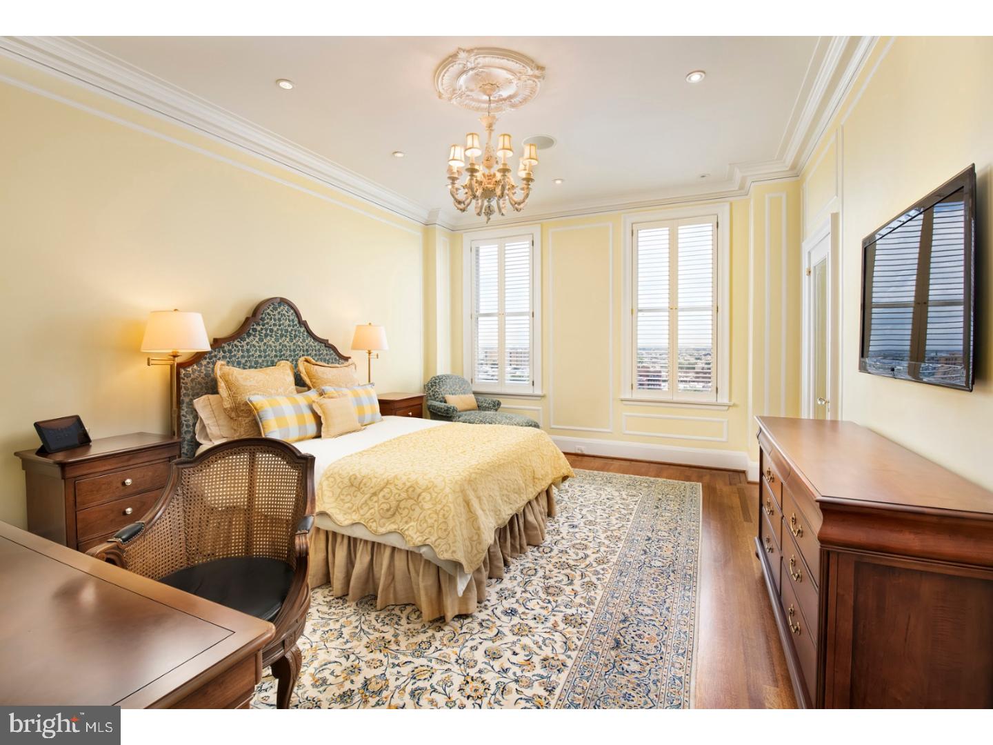RITTENHOUSE SQUARE - Residential