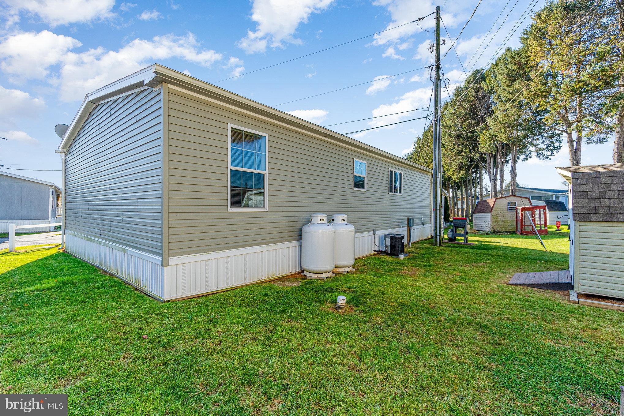 TRIPLE J MHP - Residential