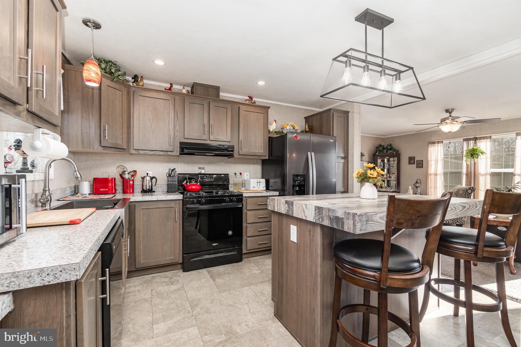 TRIPLE J MHP - Residential