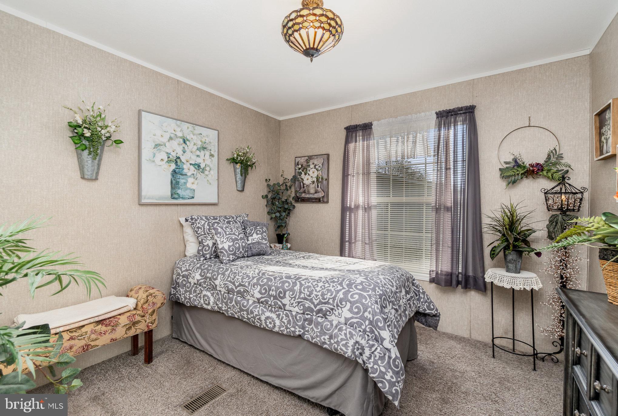 TRIPLE J MHP - Residential