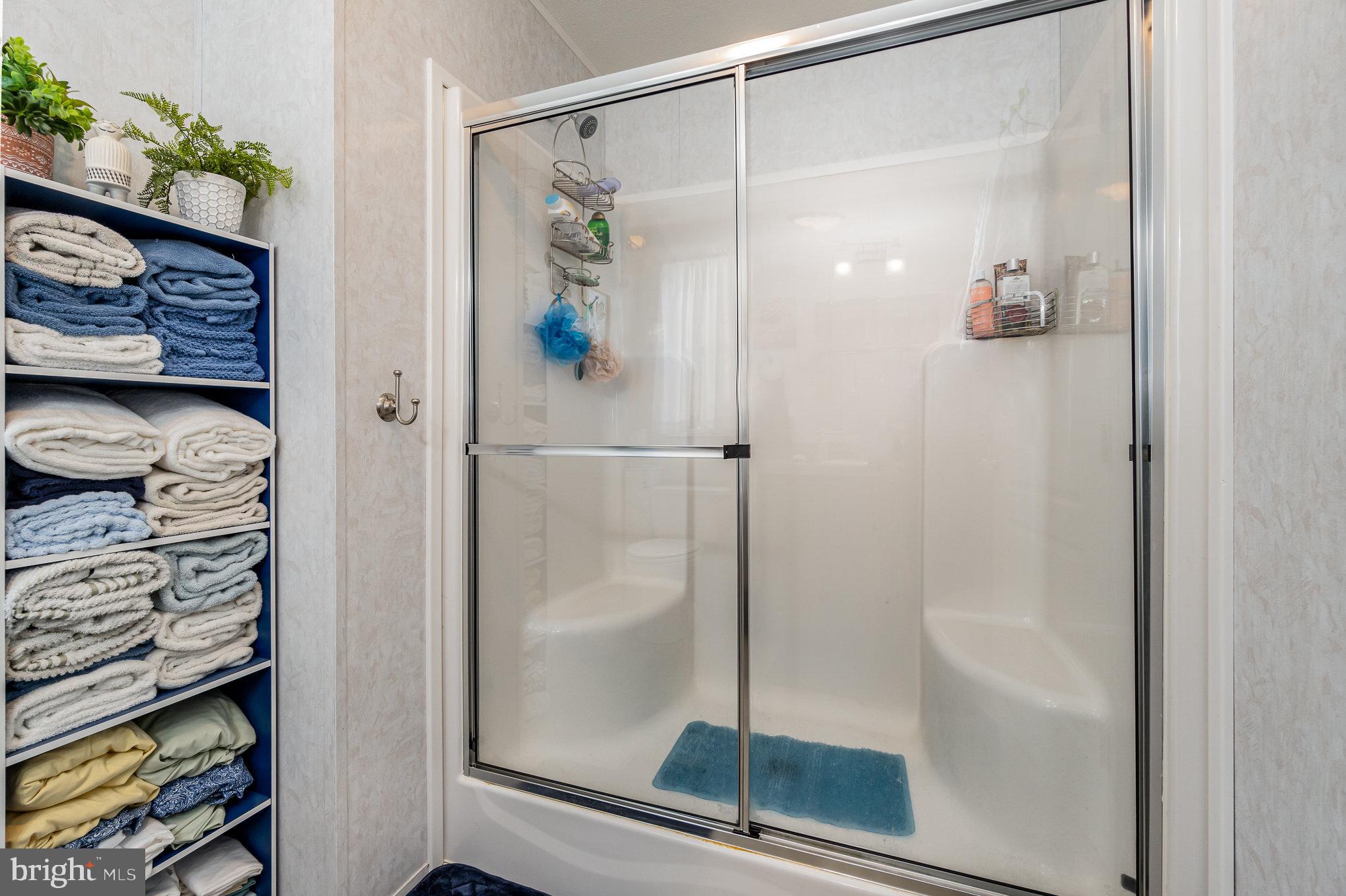 TRIPLE J MHP - Residential