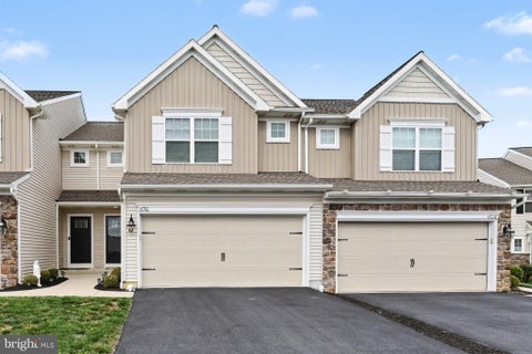 Townhouse For Sale - 1630 Haralson Drive<br/> Cumberland County, MECHANICSBURG, PA 17055