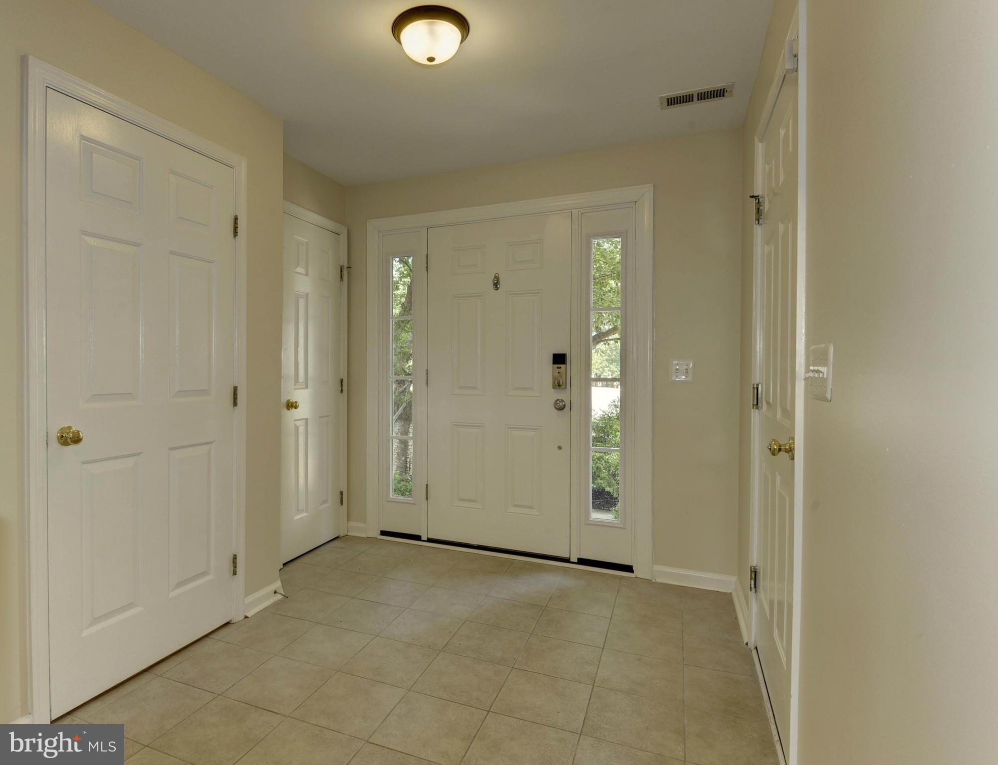SOUTH RIDING - Residential