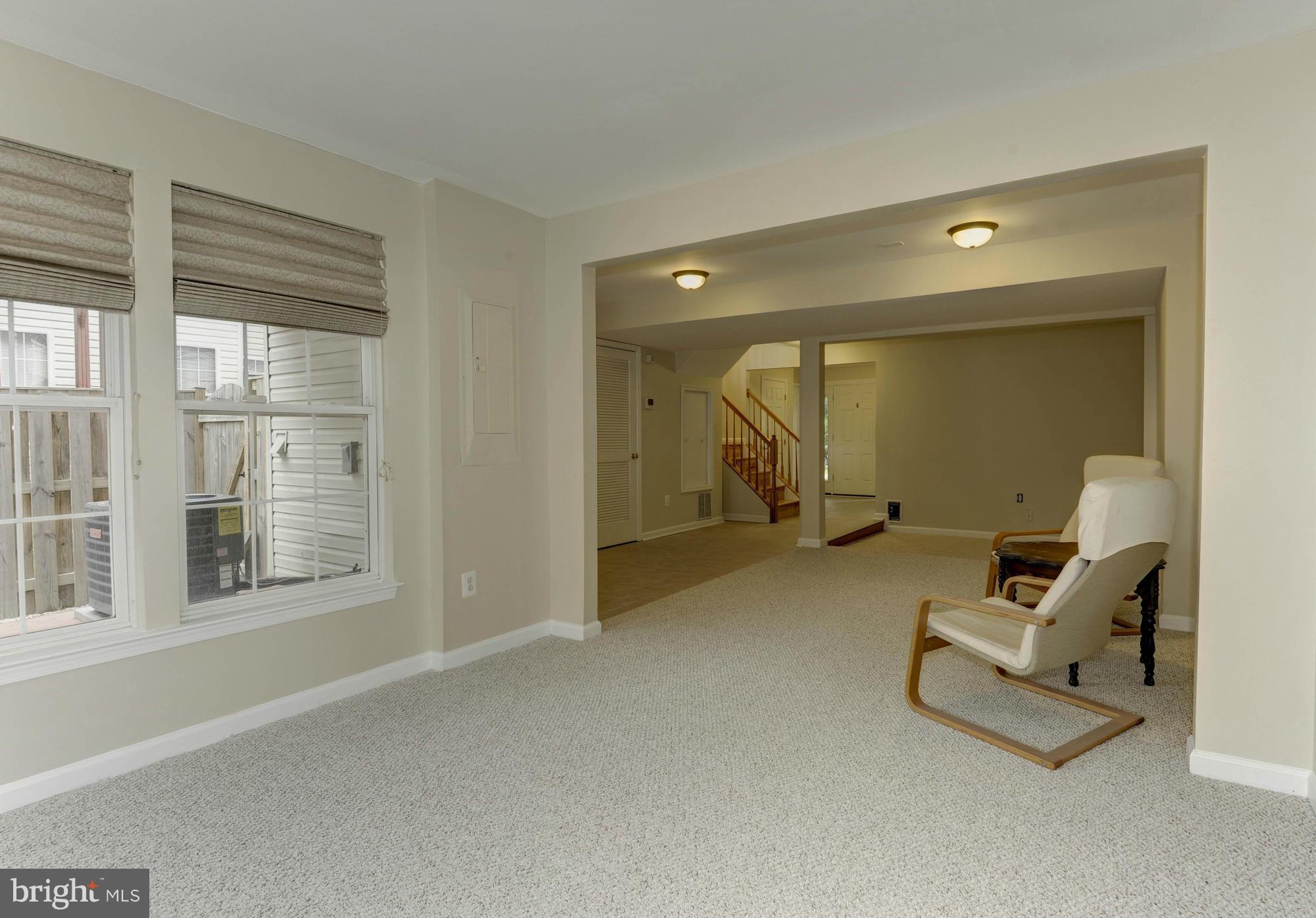 SOUTH RIDING - Residential