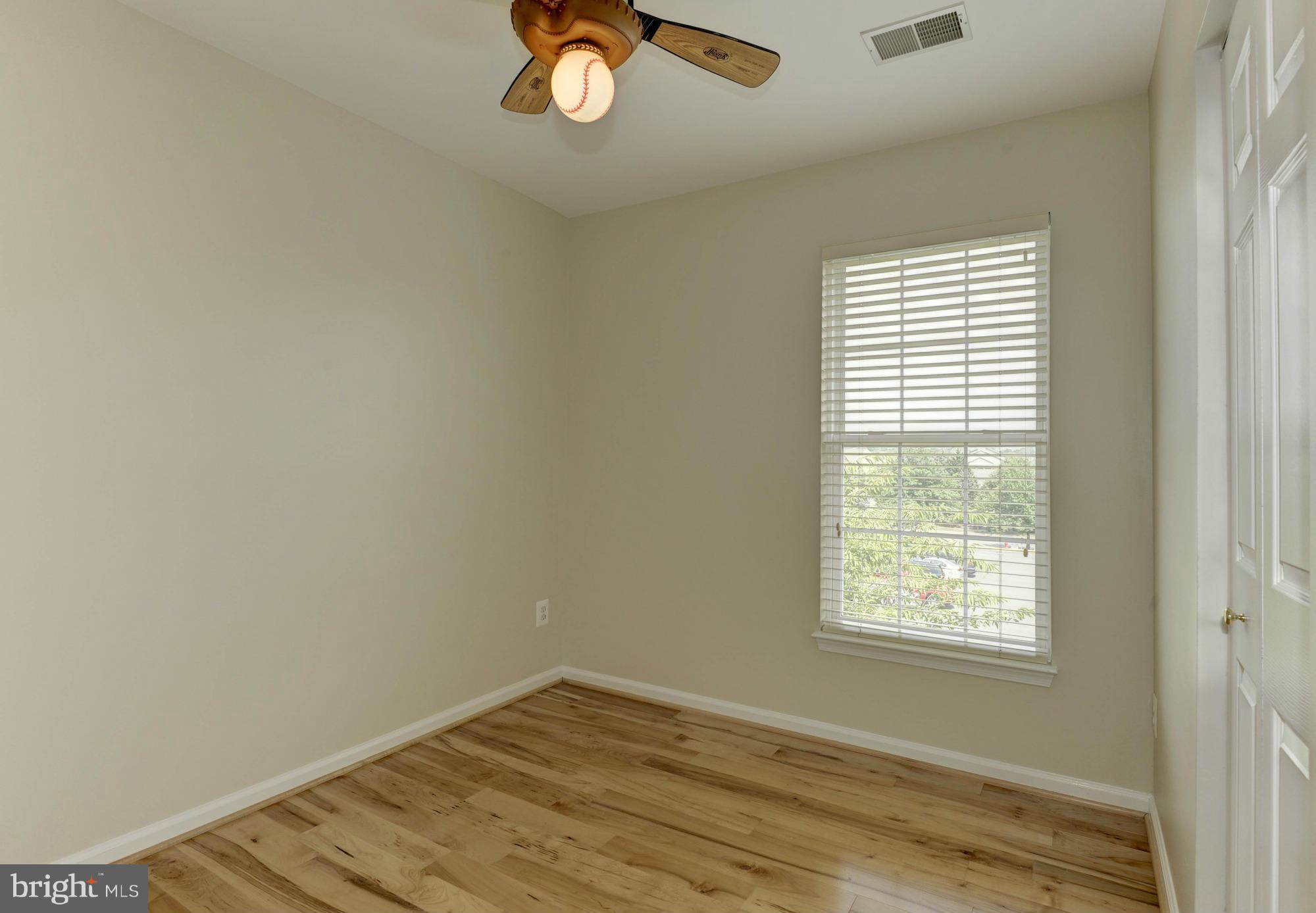 SOUTH RIDING - Residential