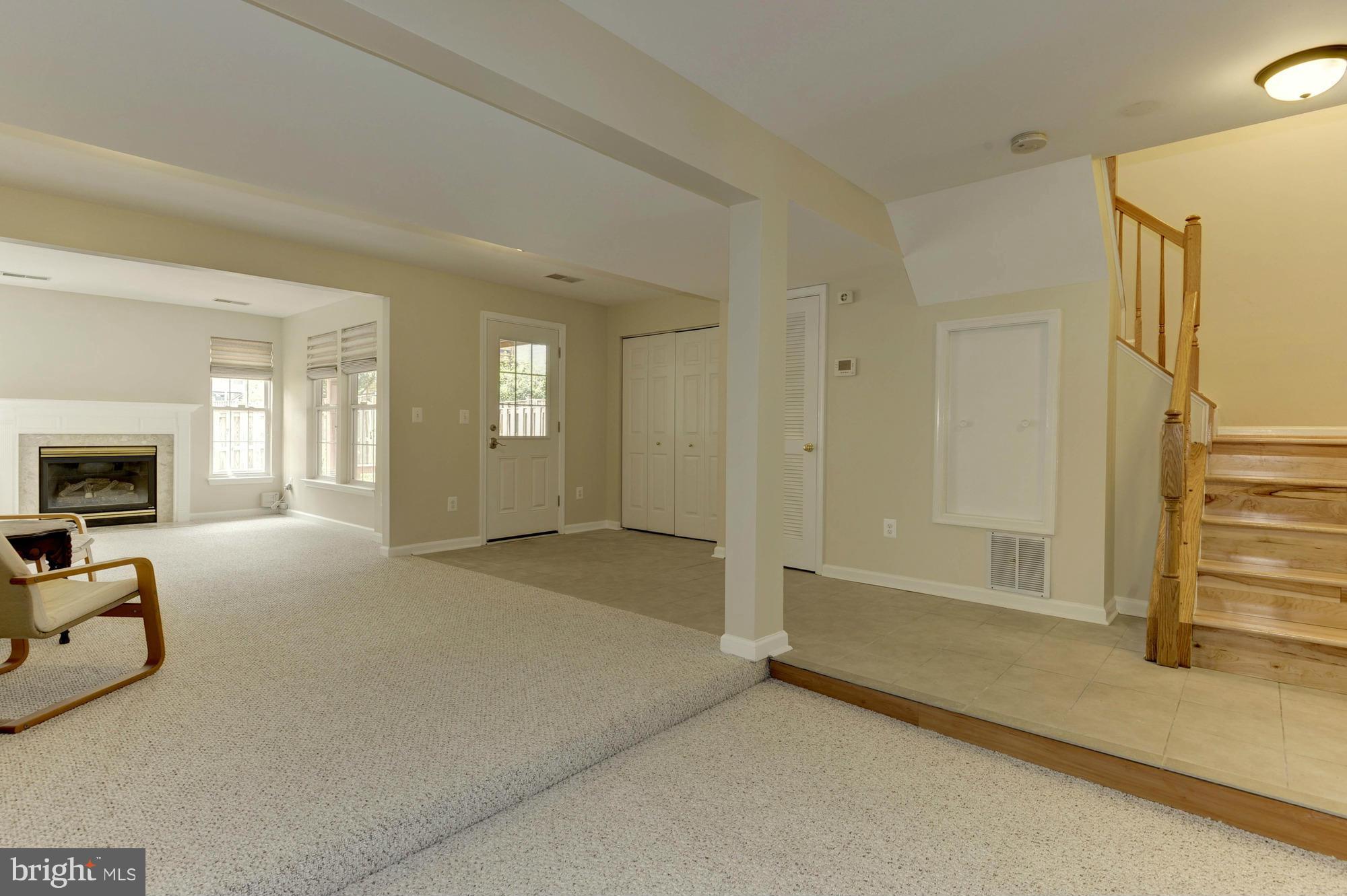 SOUTH RIDING - Residential
