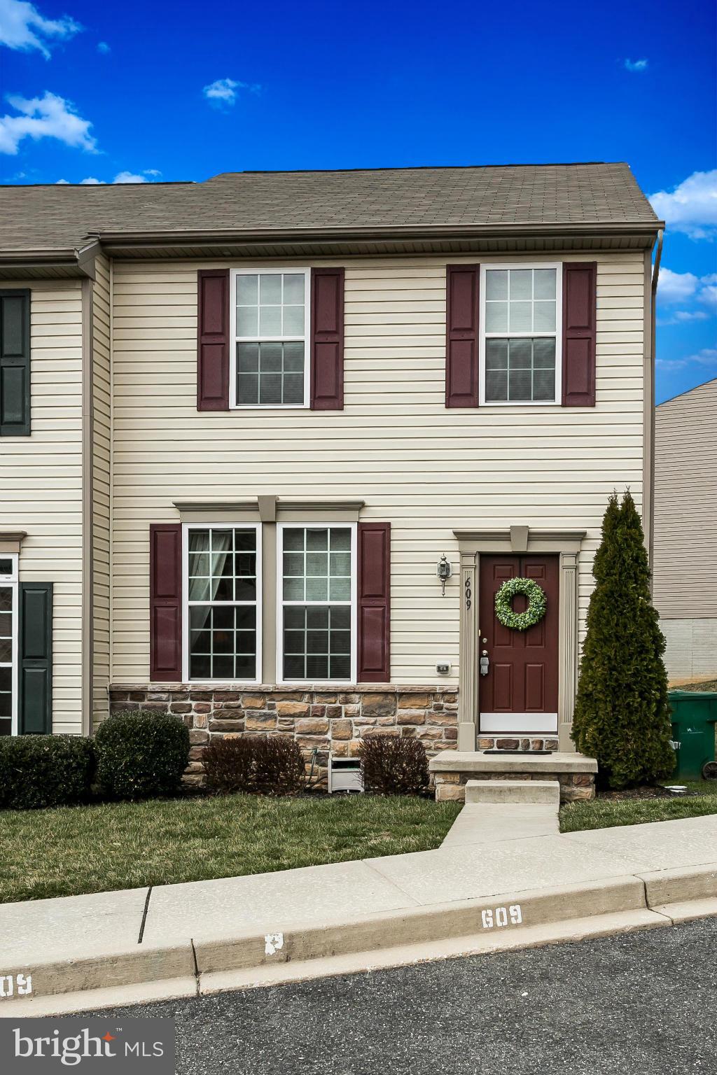 MONMOUTH MEADOWS - Residential