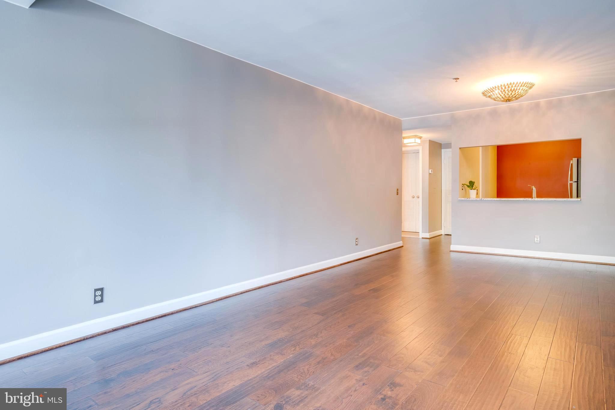 TORPEDO FACTORY - Residential Lease