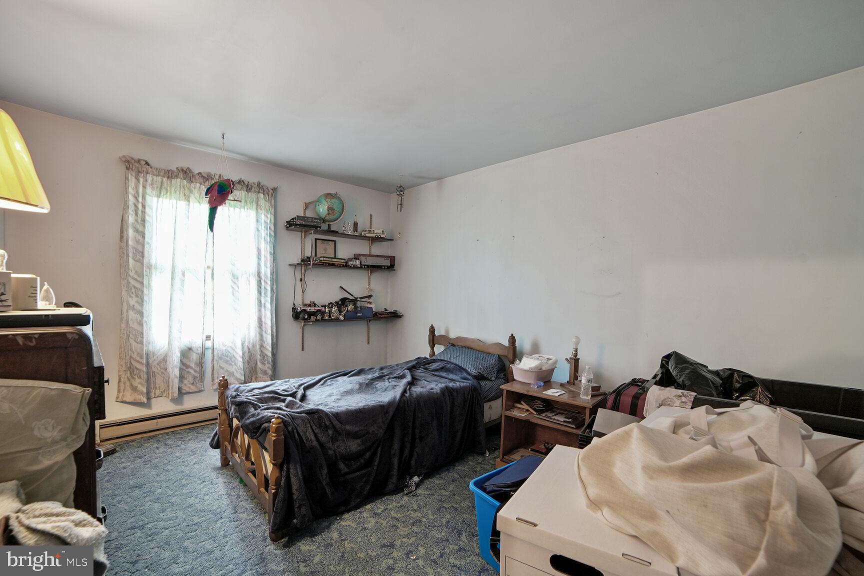 WALNUT HILL - Residential