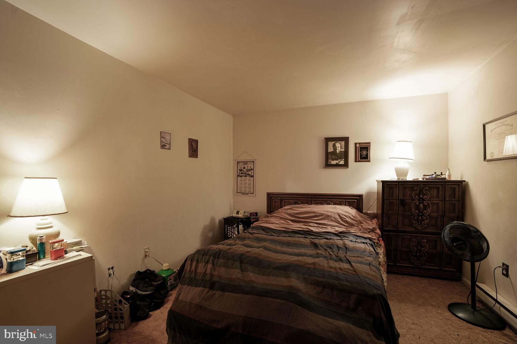 WALNUT HILL - Residential