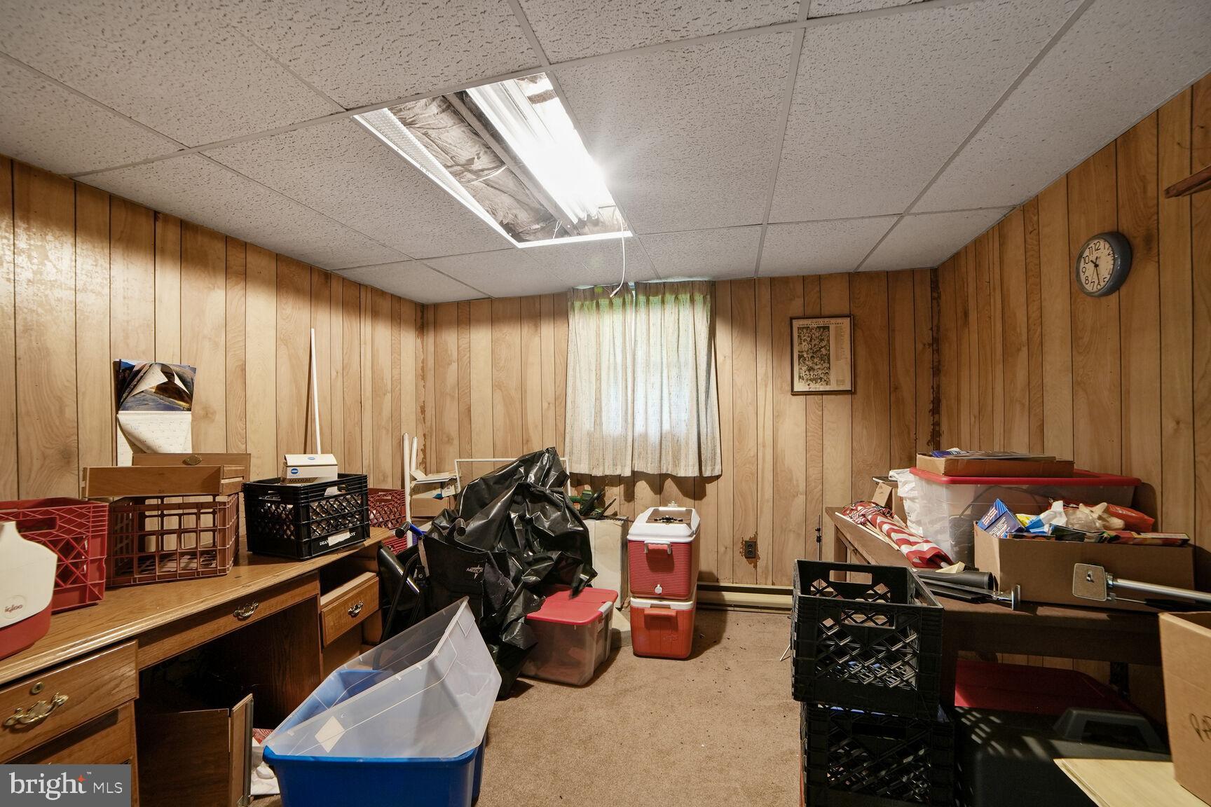 WALNUT HILL - Residential