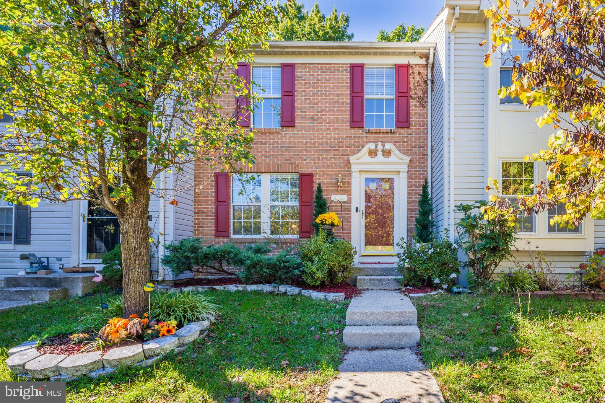 8821 Ashberry Court