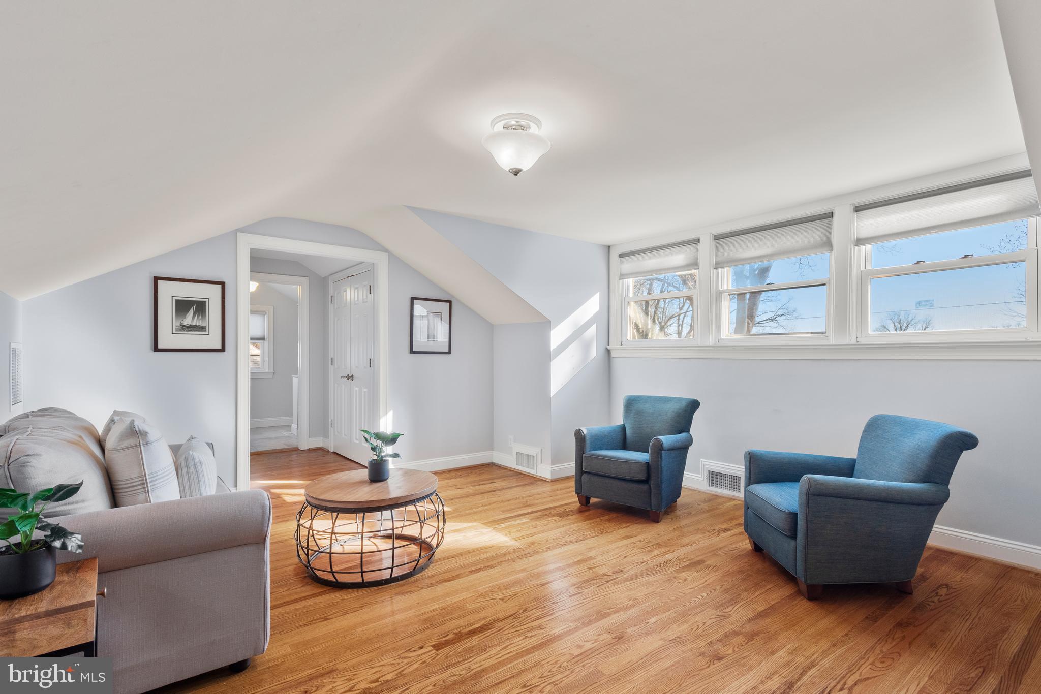 BRYN MAWR - Residential