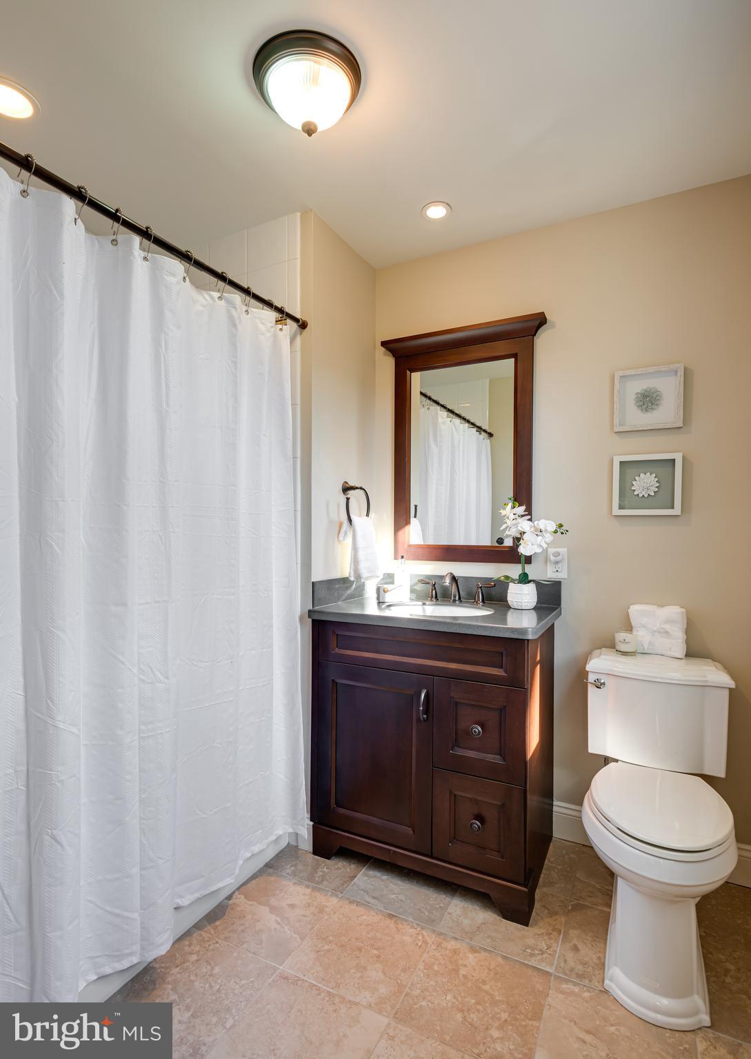 BRYN MAWR - Residential