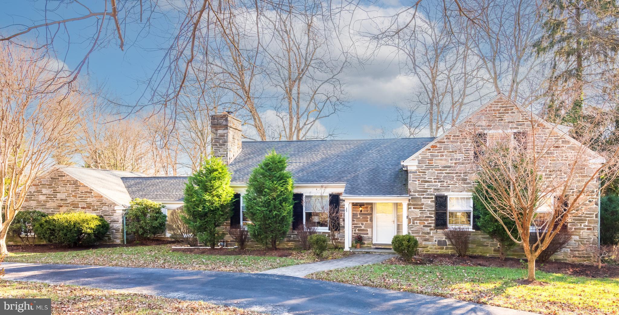 1040 GREAT SPRINGS ROAD