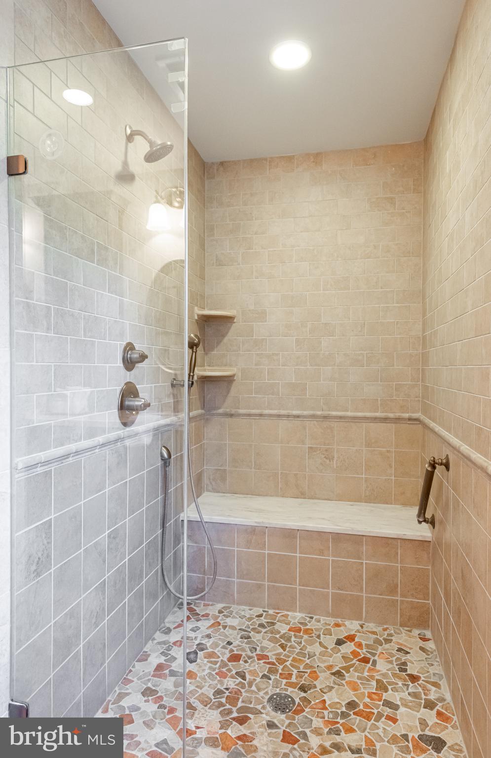 BRYN MAWR - Residential