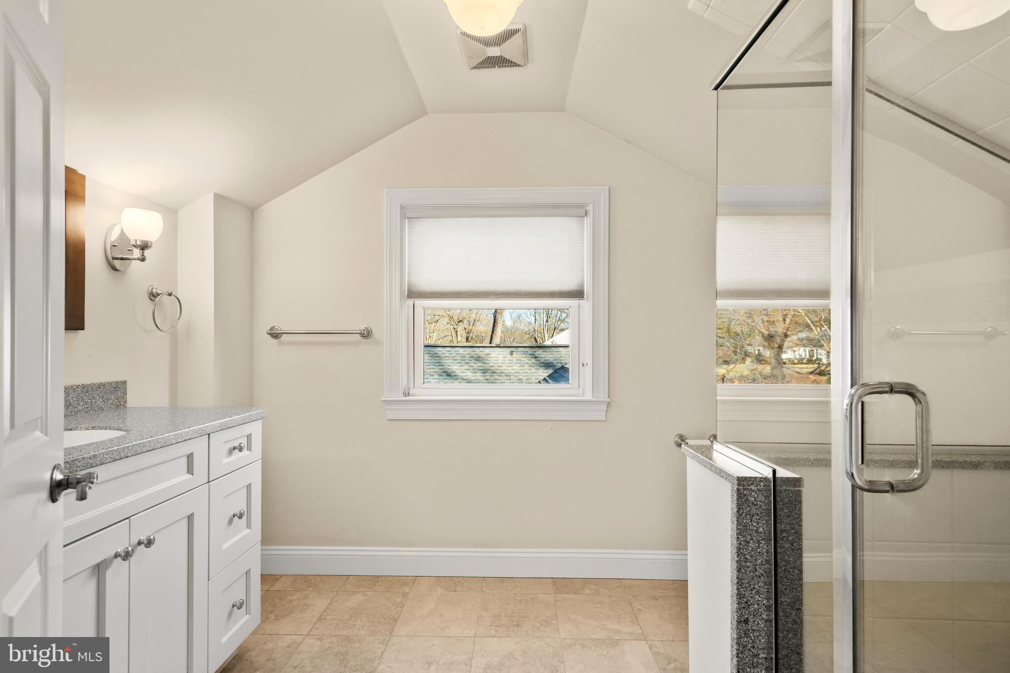 BRYN MAWR - Residential