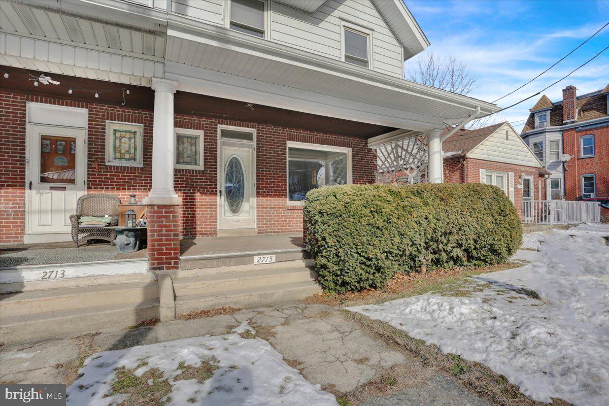2715 PERKIOMEN AVENUE