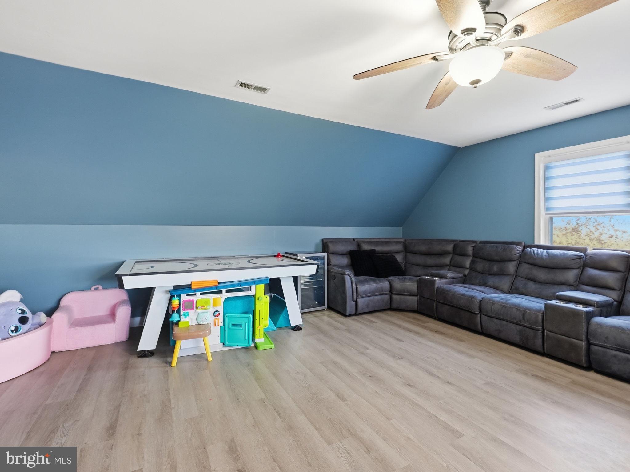 CANNON RIDGE - Residential