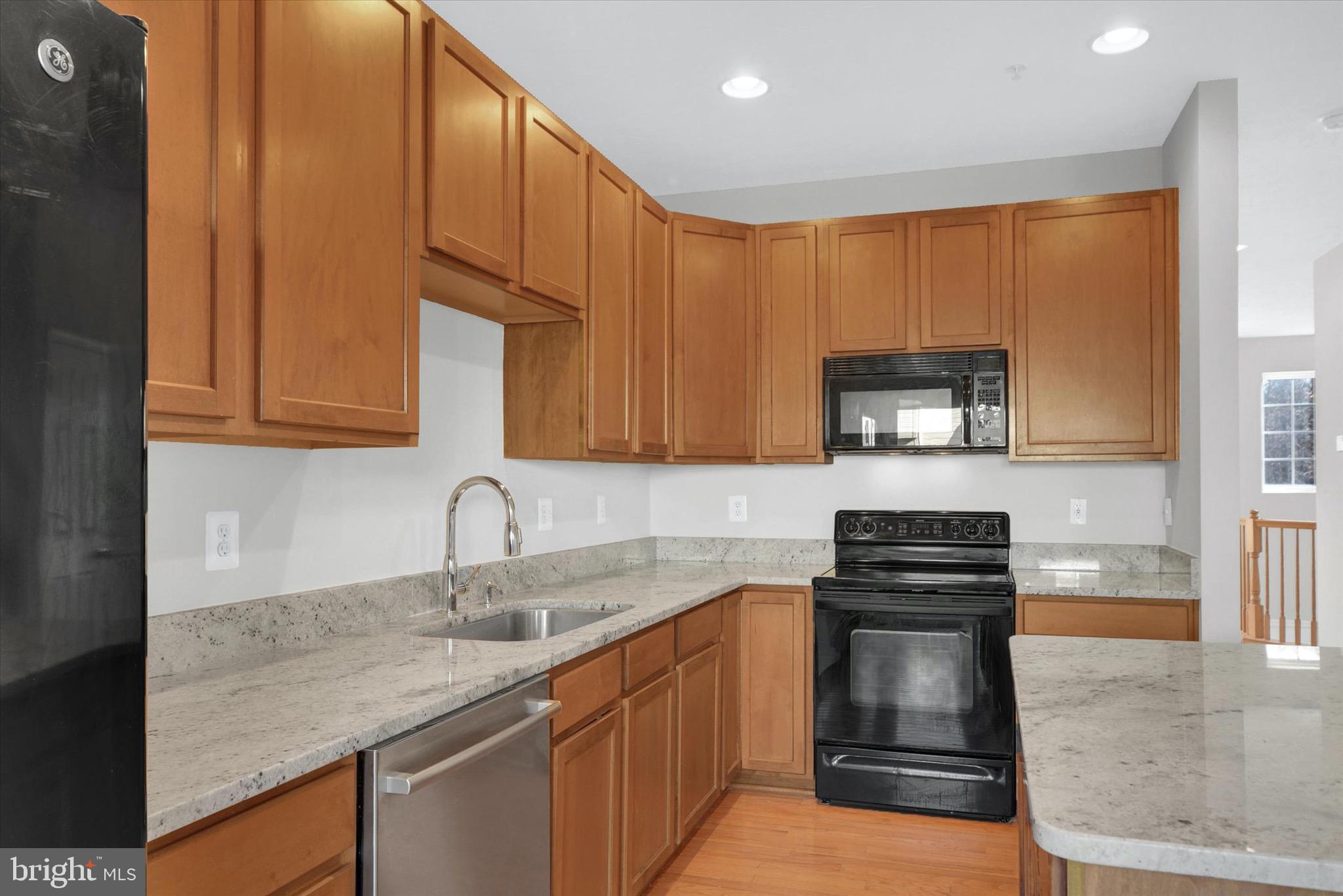 EATON SQUARE - Residential Lease