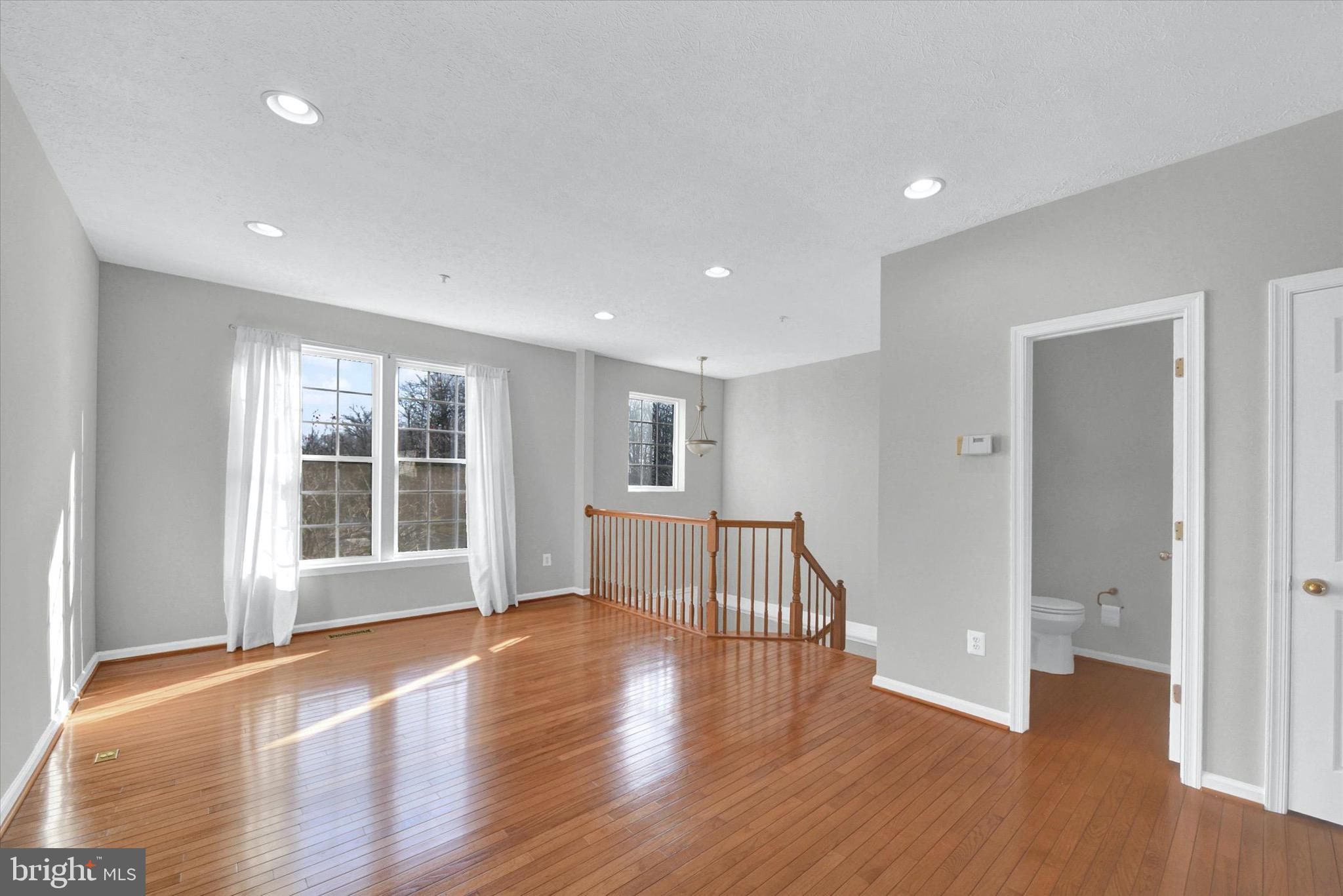 EATON SQUARE - Residential Lease