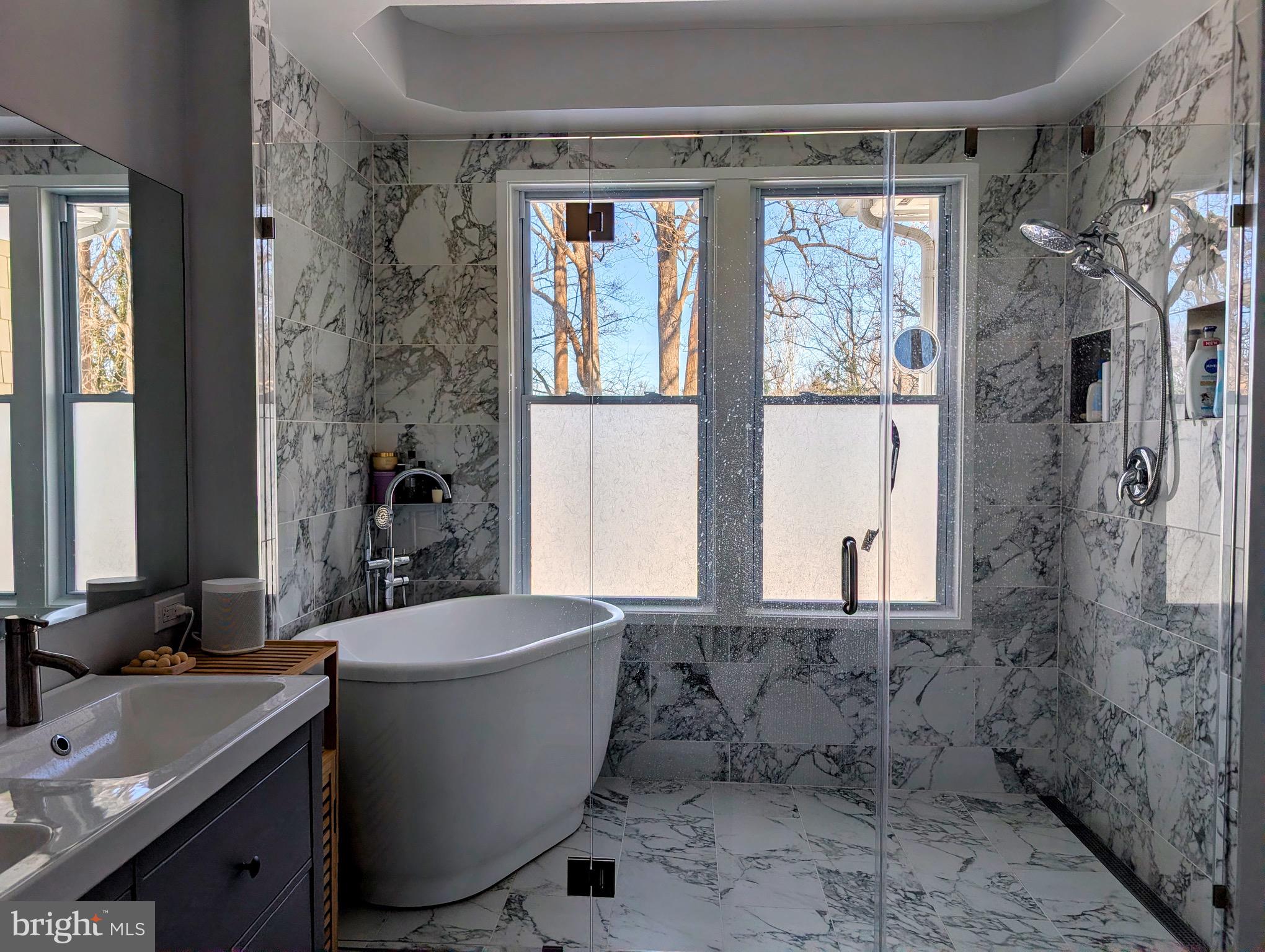 OAKLAND TERRACE - Residential