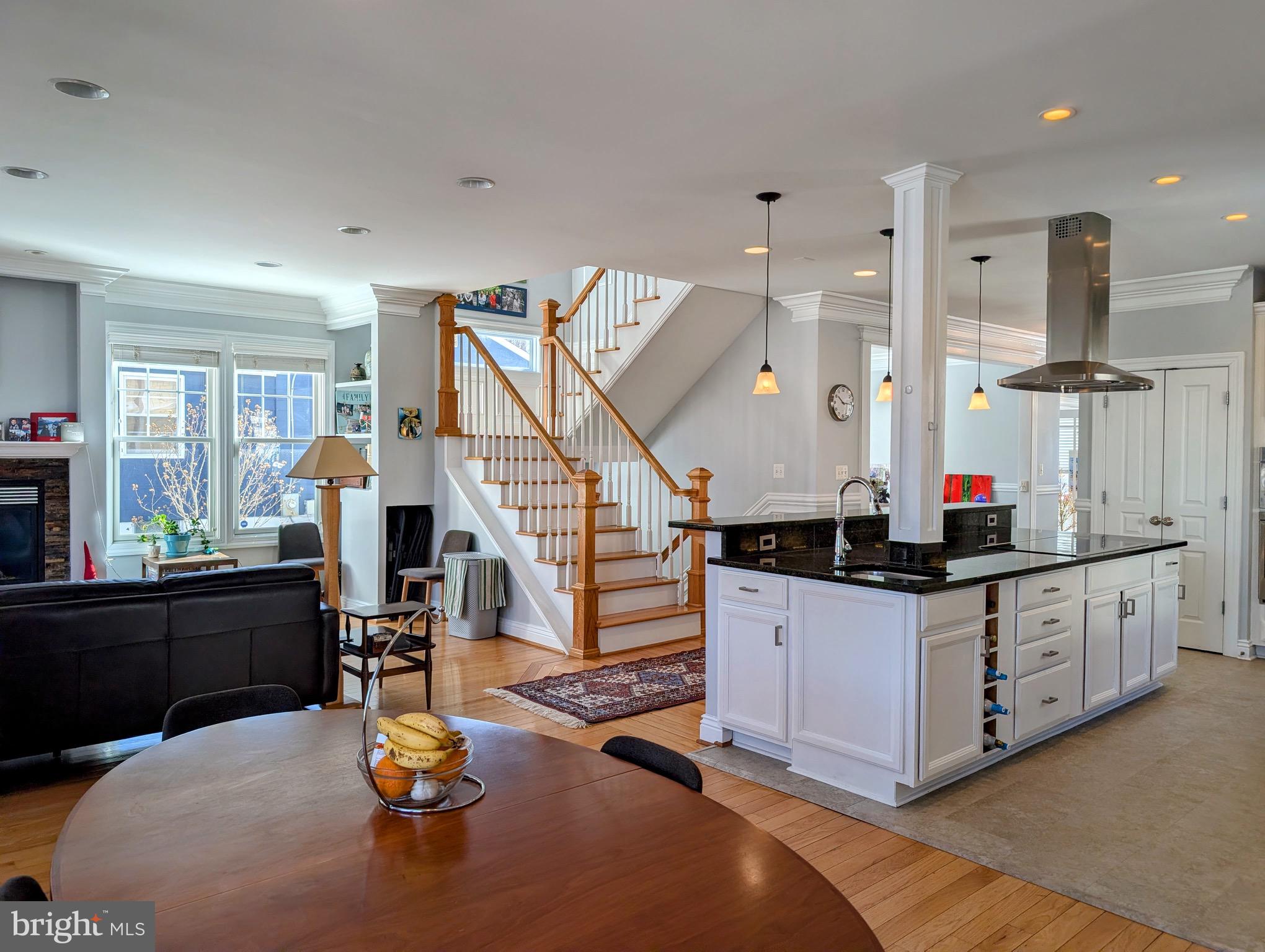 OAKLAND TERRACE - Residential